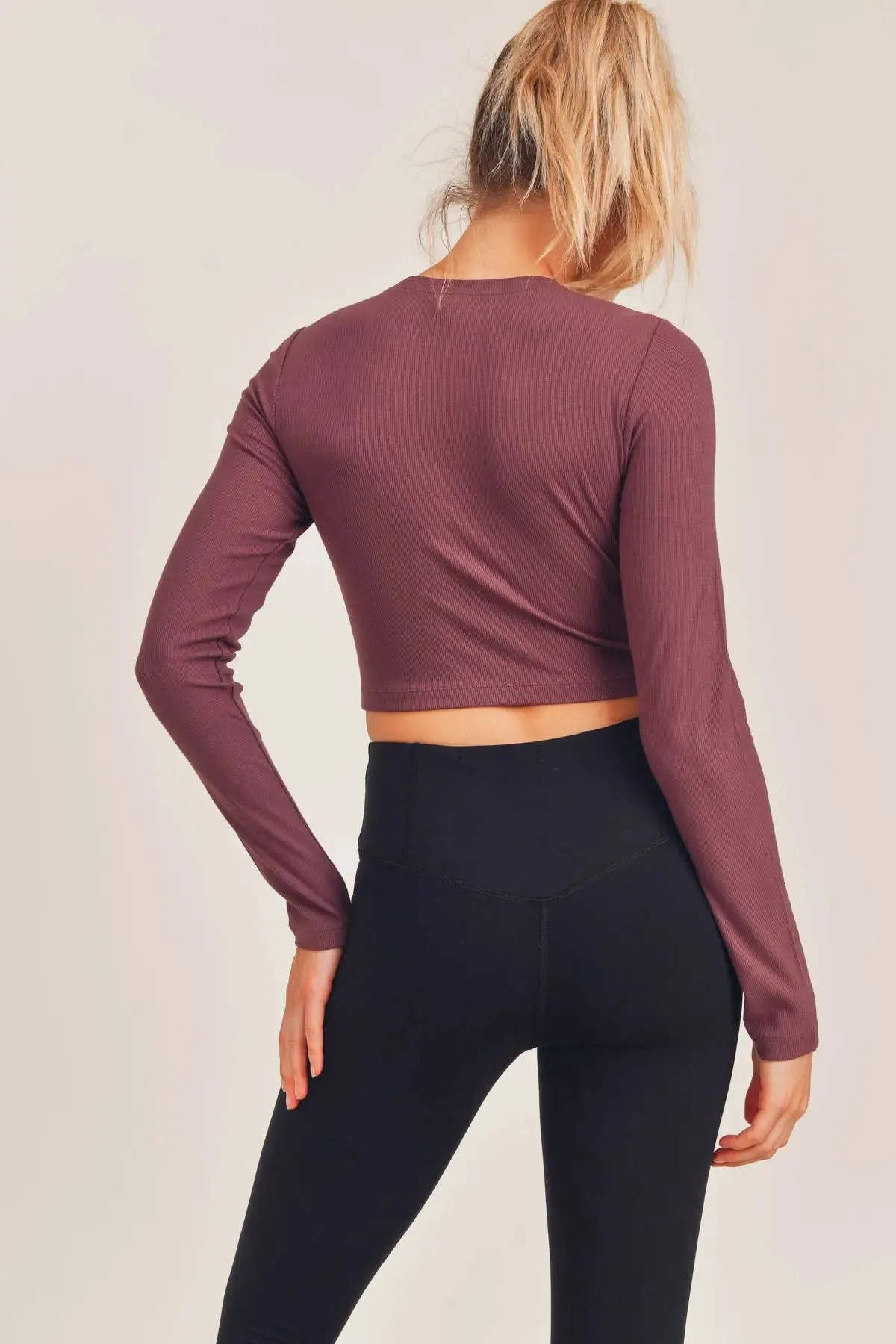 Essential Micro-Rib L/S Crop Athleisure Top