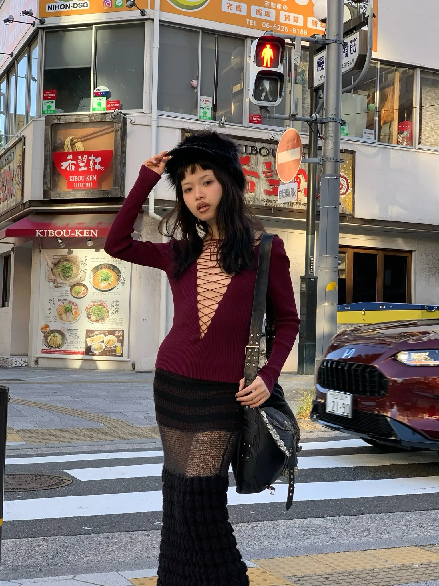 Hottie's autumn/winter sexy insides with lace knit Burgundy slimming top