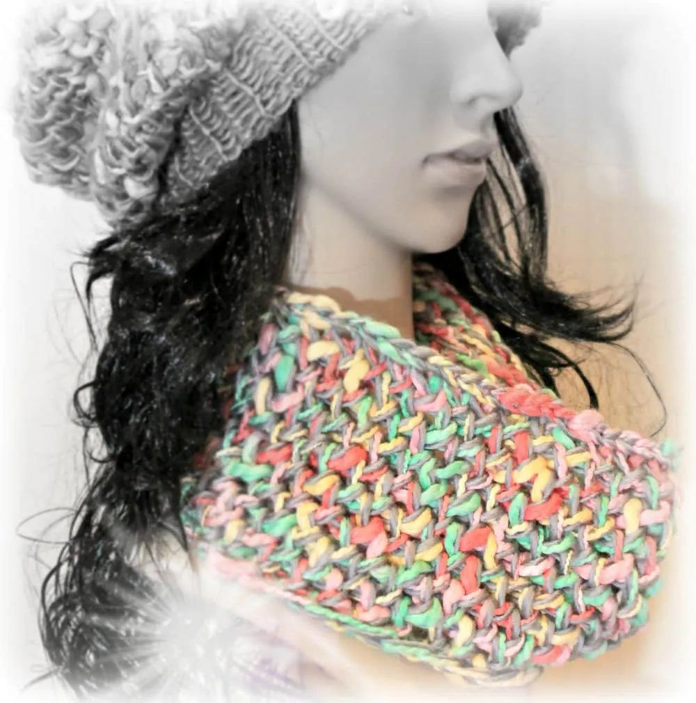 Slub Yarn Hat & Cowl Figure 8 Stitch Set Pattern